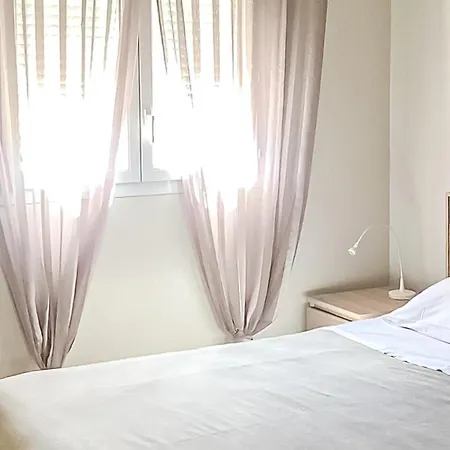 Amazing In With Swimming Pool 度假居 *