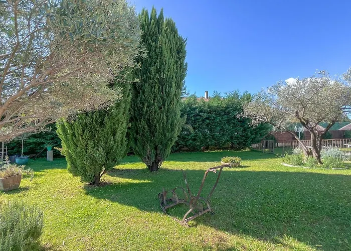 Awesome In With Outdoor Swimming Pool